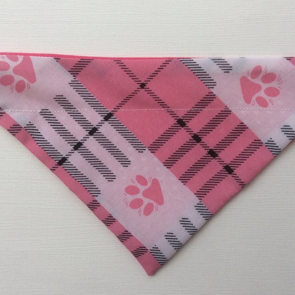 Reversible, over the collar bandana for small dog, pink