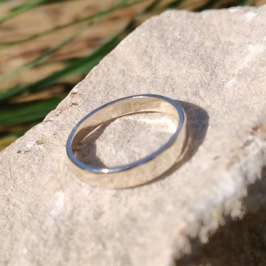 Hand-Forged 925 Sterling Silver Ring – Minimalist Dainty. Simple. Honest.