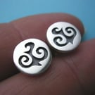 Sterling Silver Stud Earrings With Tattoo Style Pattern 