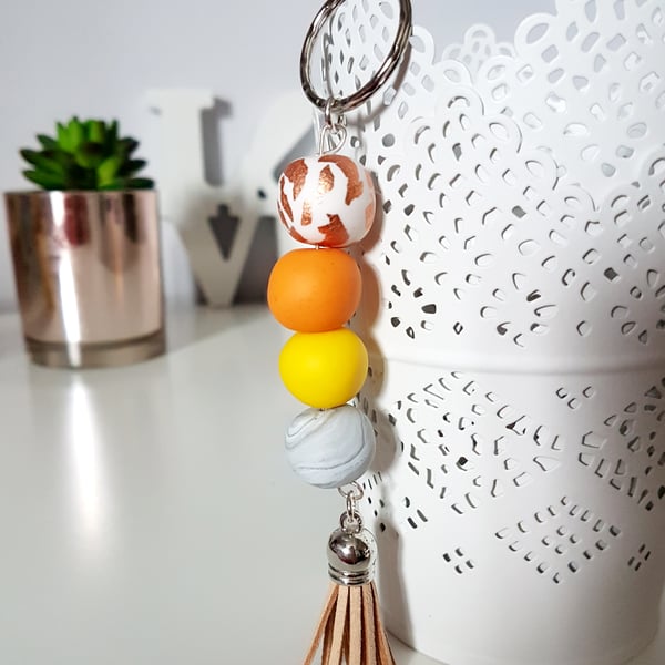 "Sugar Free" Geometric modern round beaded Keyring - Orange, yellow, grey