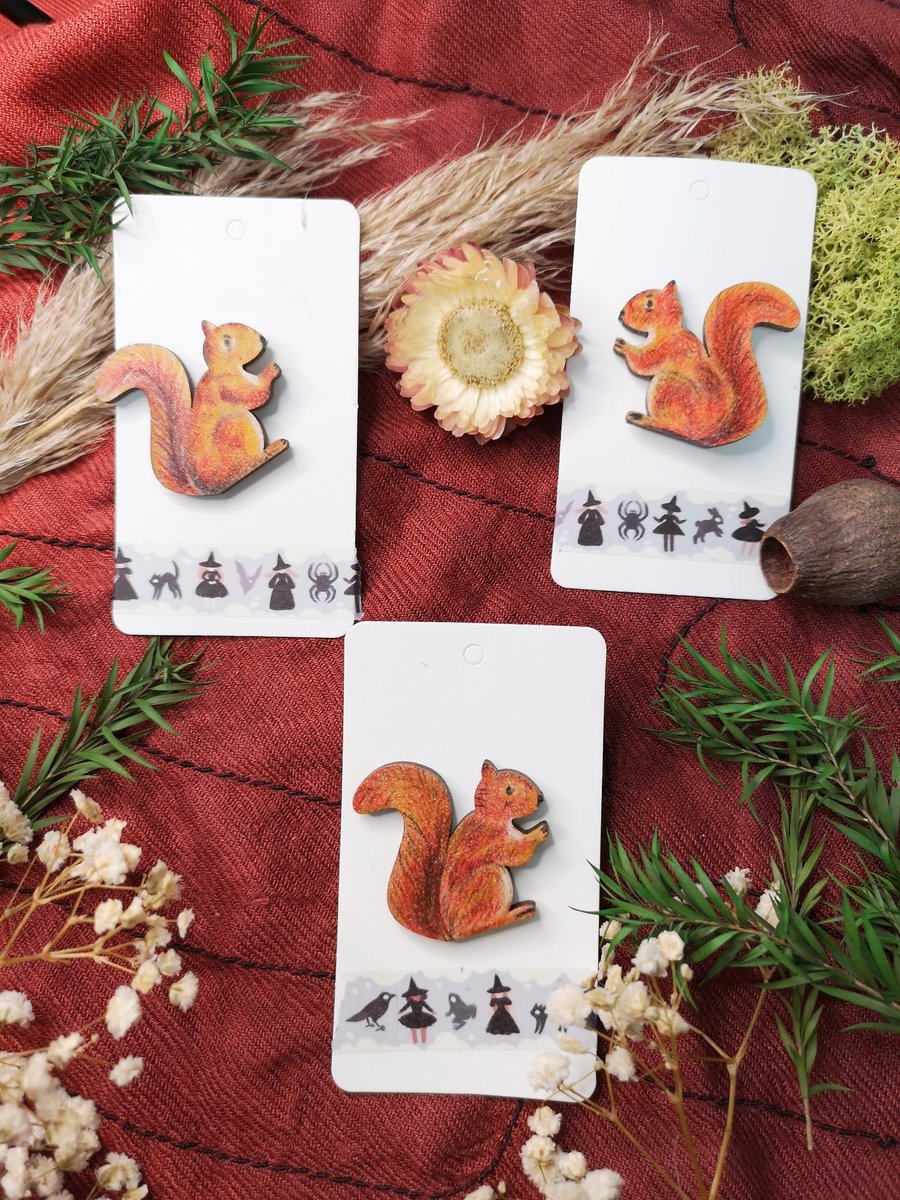 Wooden Red Squirrel Pins