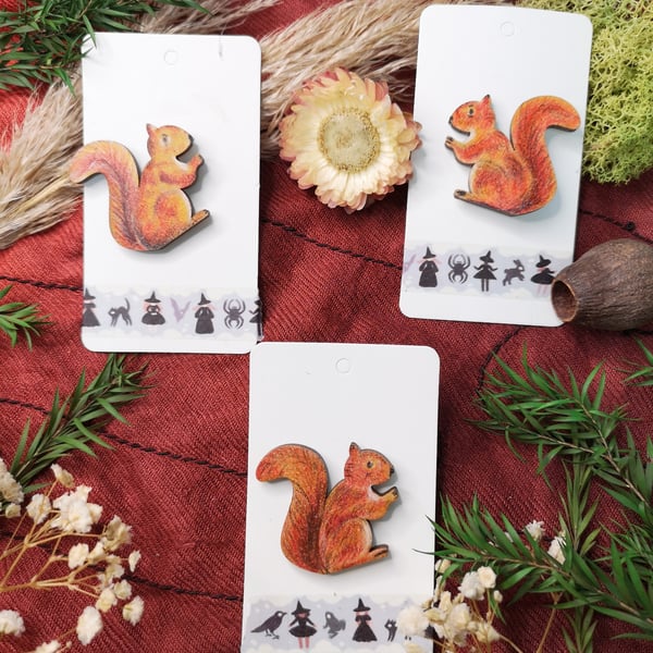 Wooden Red Squirrel Pins