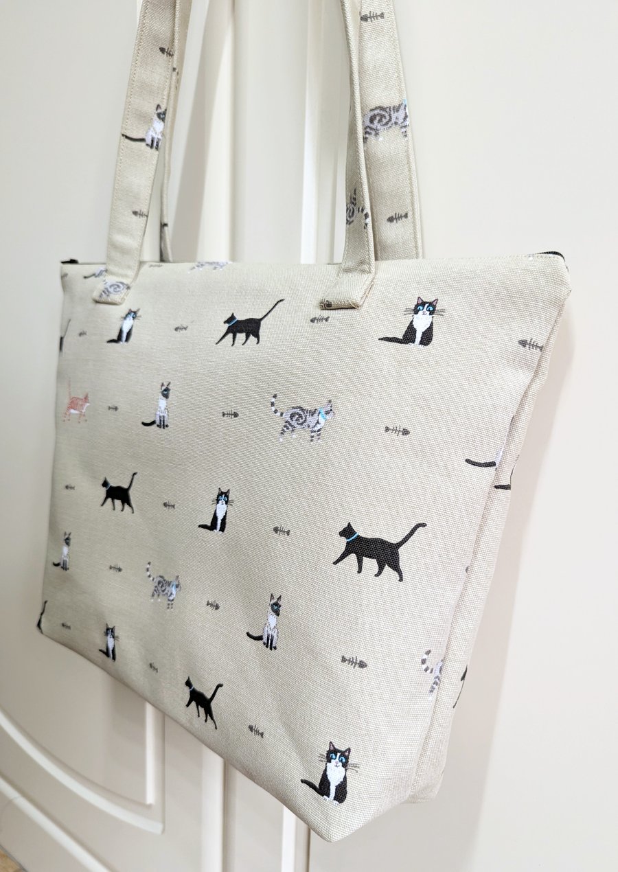 Handbag made in Sophie Allport Cats fabric