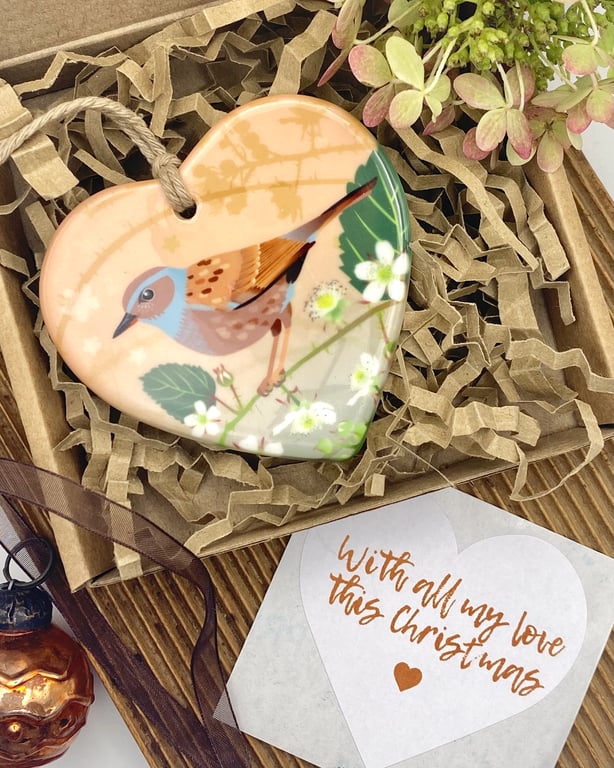 Hedge Sparrow Heart - Cute Keepsake Gift Tag or Christmas Decoration