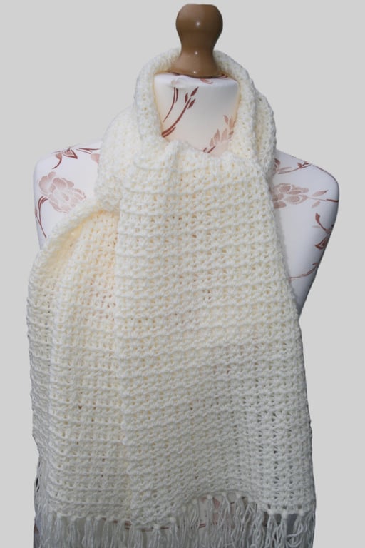  Pretty Cream Shade Crocheted Scarf 