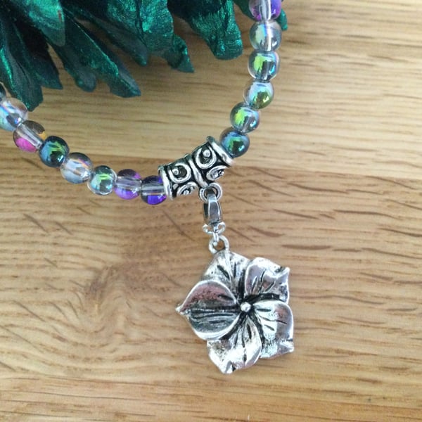 Variegated Glass Beads and Silver Metal Flower Pendant Necklace