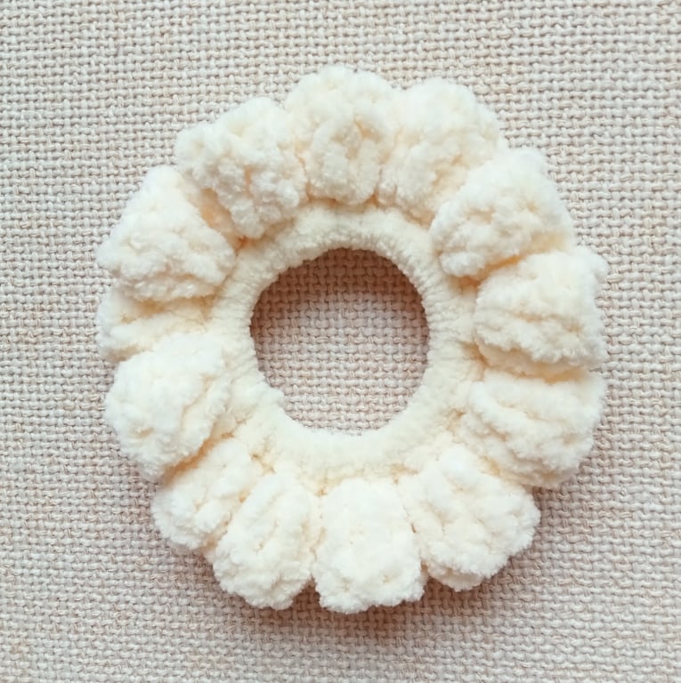 CROCHET PATTERN PDF Flutterby Scrunchies