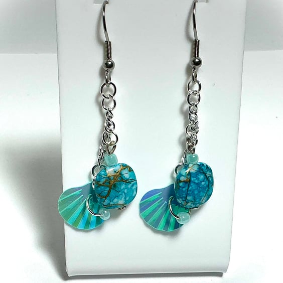 Turquoise and Gold Shell Design Earrings