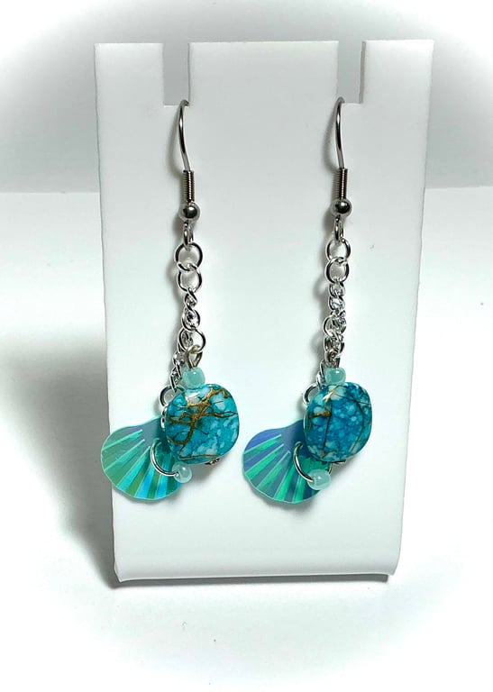 Turquoise and Gold Shell Design Earrings