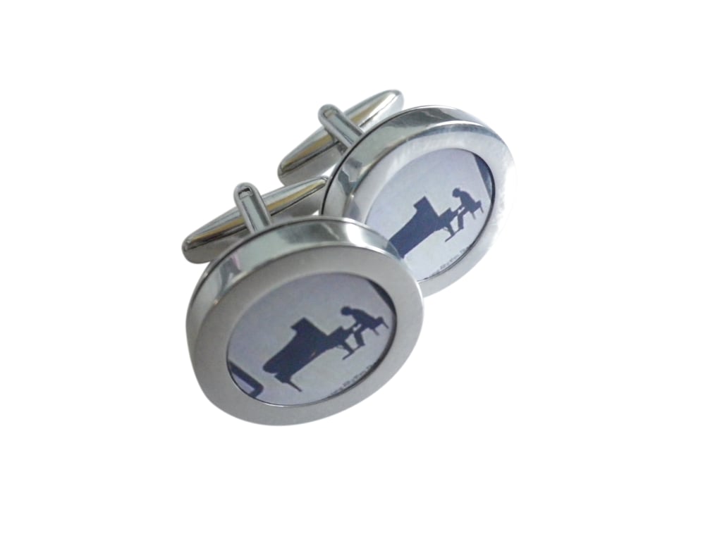 The Pianist cufflinks, free shipping, gift wrapped, beautiful image, Ref 1234