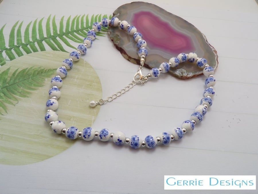  Lovely Ceramic Printed Blue Beads Necklace