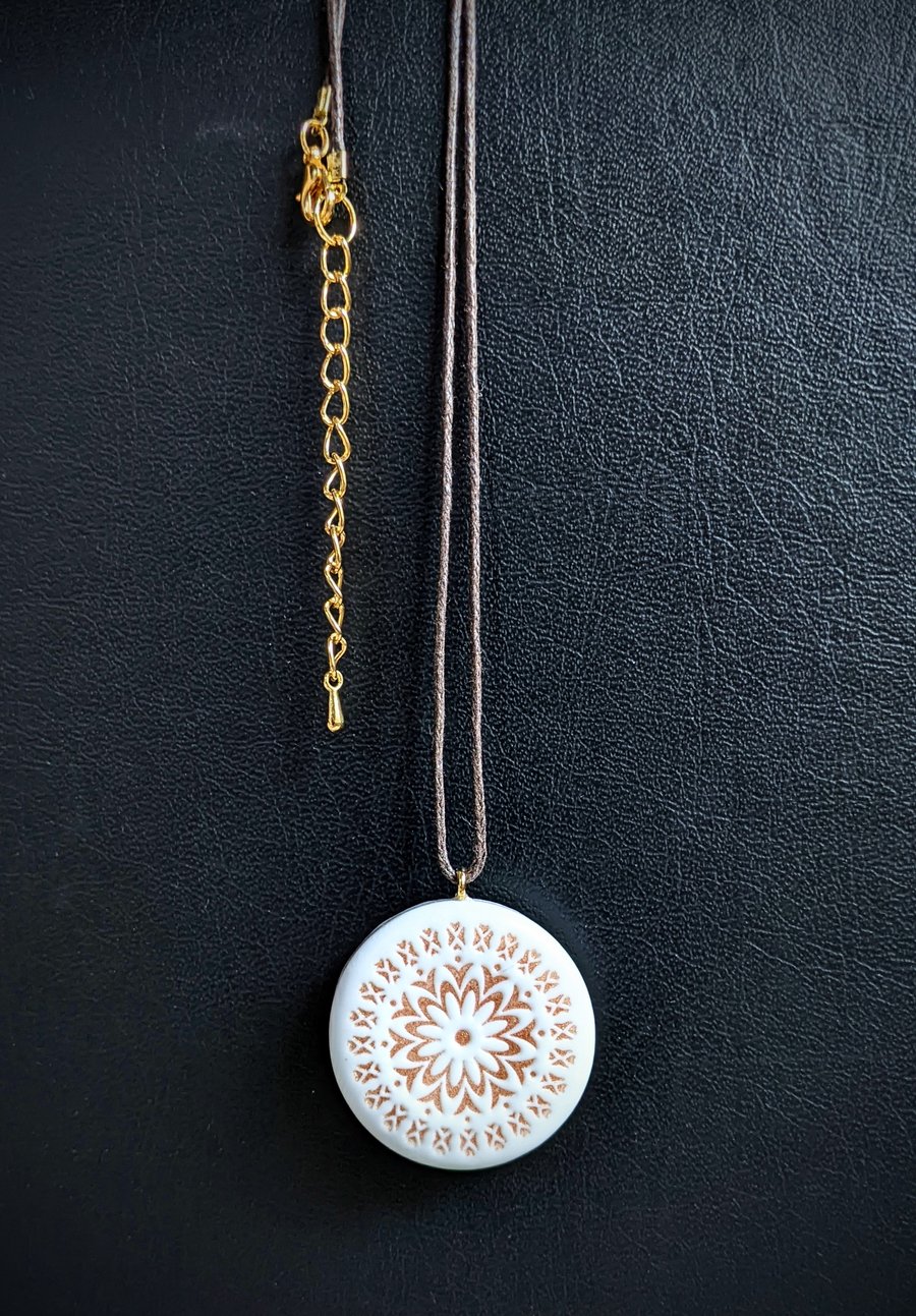 Valencia mandala pendant necklace 