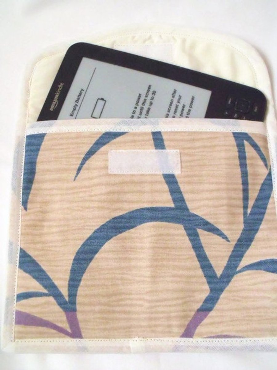 beige tablet sleeve for e reader, kindle etc, leaf print fabric