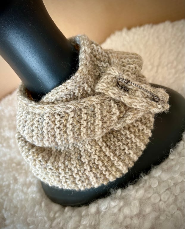Hand knitted Wool Mix Sophie Scarf with Kilt Pin