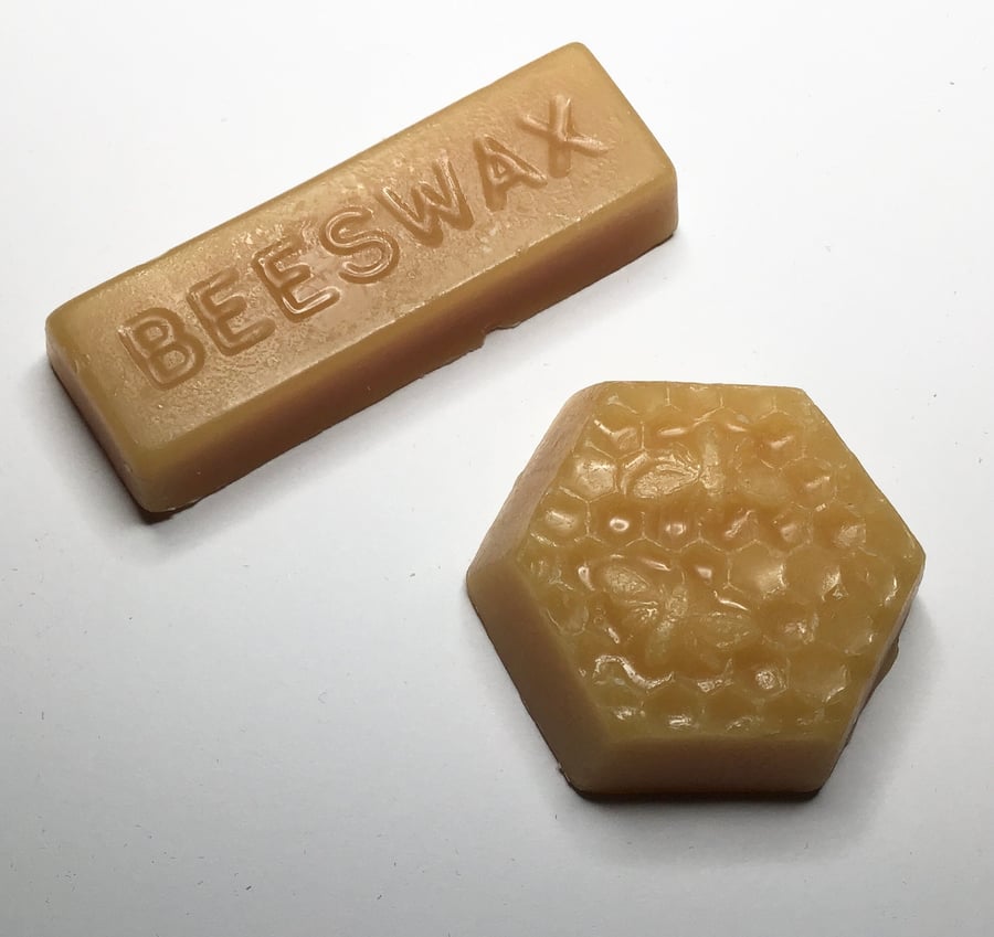 Small Block of Beeswax - 10g