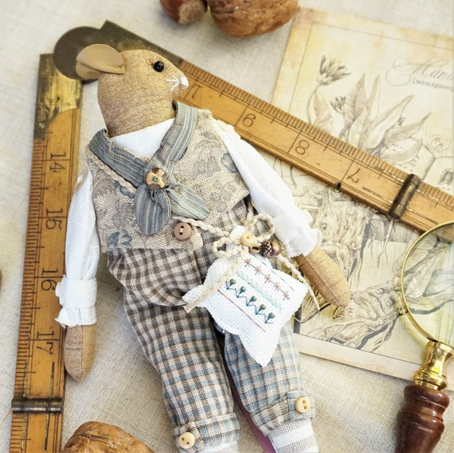 Eudo, A Harvest Mouse