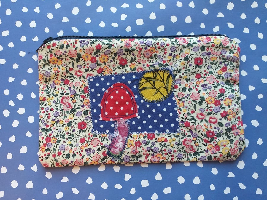 Sunny Toadstool Embroidered Purse 
