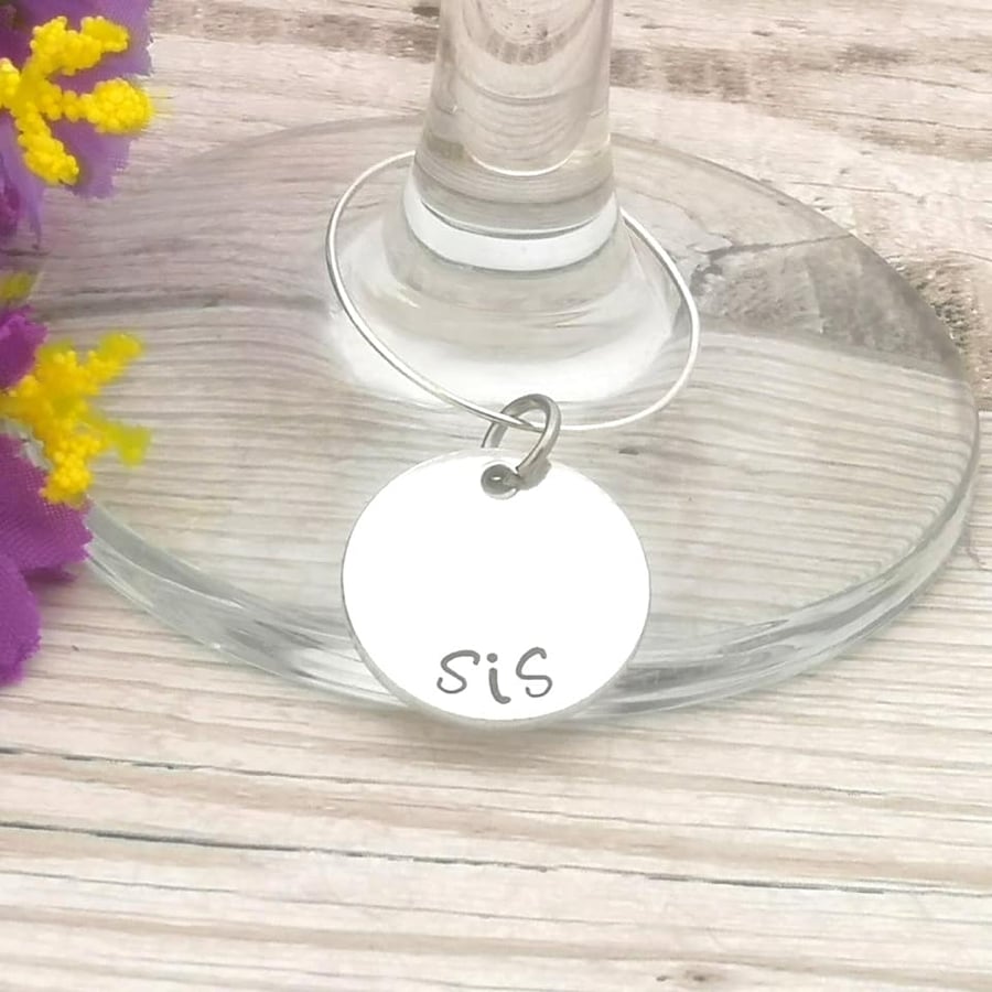 Personalised Place Names - Wedding Table Decoration - Wine Glass Charm - Custom