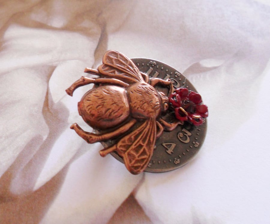 Bee On Time Steampunk Brooch Christmas Gift