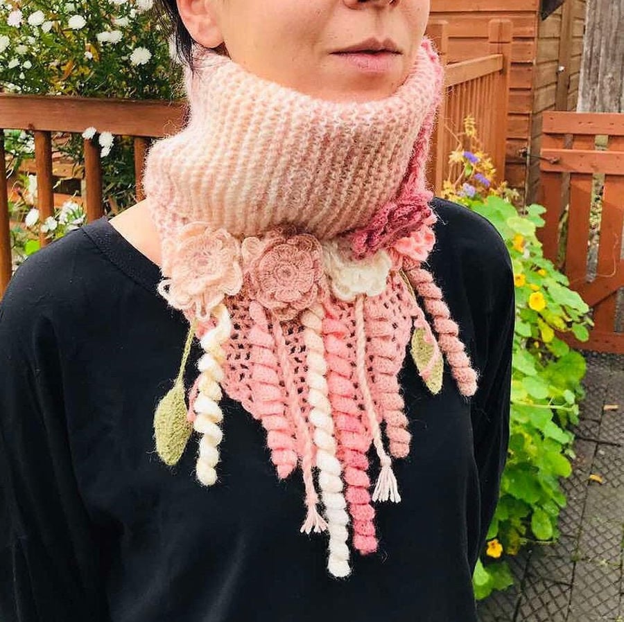 Cozy crochet flowered necklace wrap pink salmon- pink pastel neck wrap