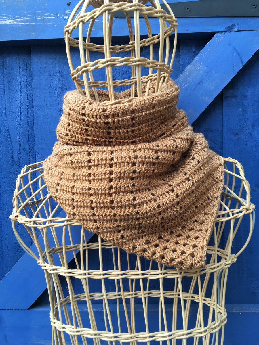 Sahara Sands Triangular crocheted shawl in soft wool blend 
