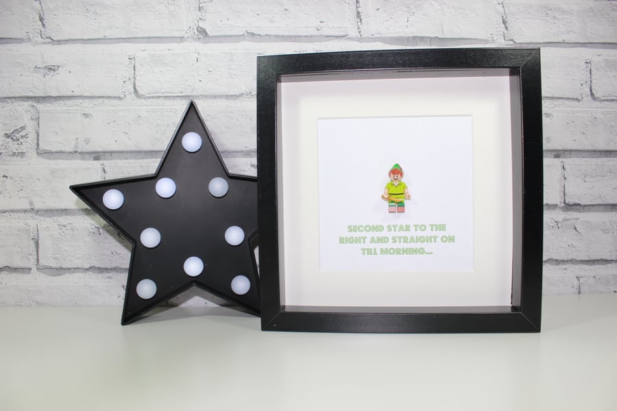 LEGO PETER PAN - FRAMED DISNEY MINIFIGURE - CLASSIC