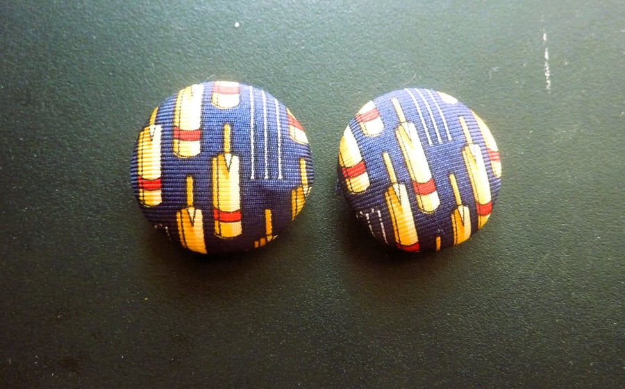 5 Cricket Bat Stumps Pure Silk Buttons Handmade Upcycled Tie 2.5cm 2 Hole Back