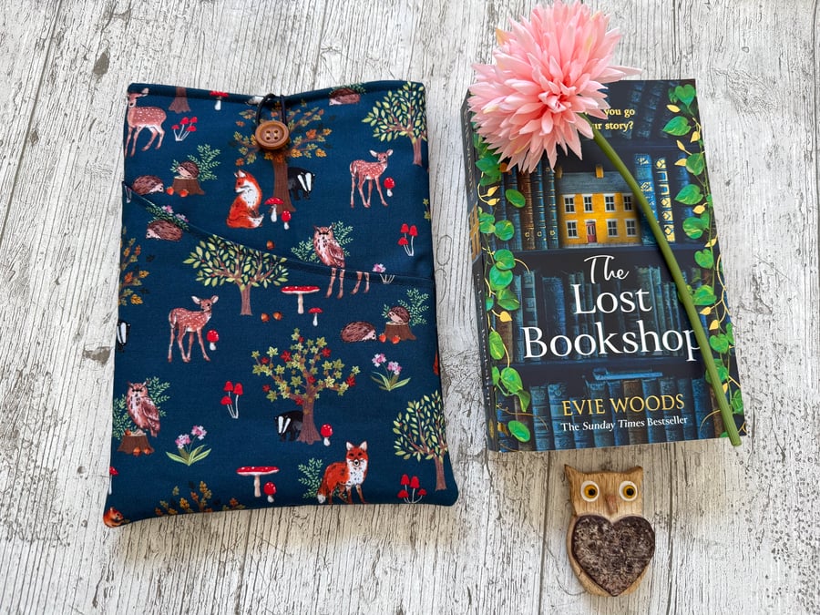 Fabric book sleeve with pocket for paperback book padded and fully lined