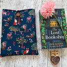 Fabric book sleeve with pocket for paperback book padded and fully lined