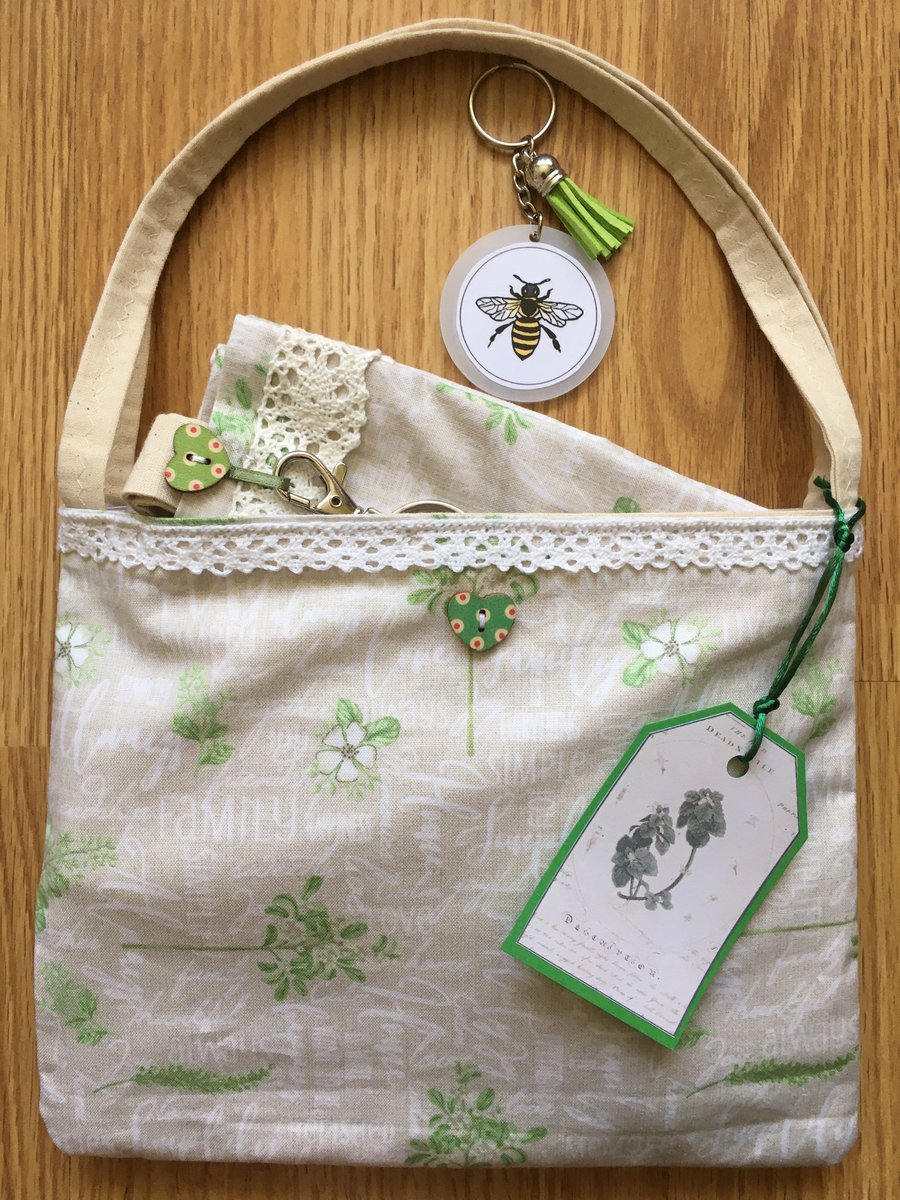 Botanical Design Handmade Classic Shopping Tote Bag with Bee and Heart Charms