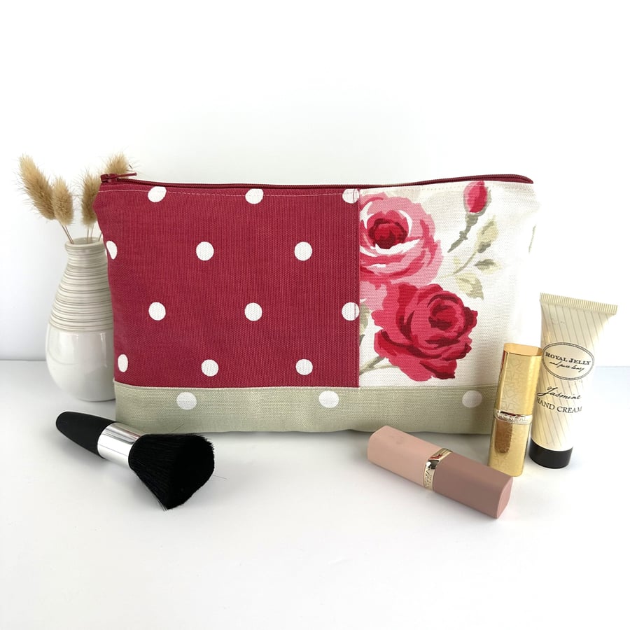 Large Make up Bag with Roses and Polka Dots