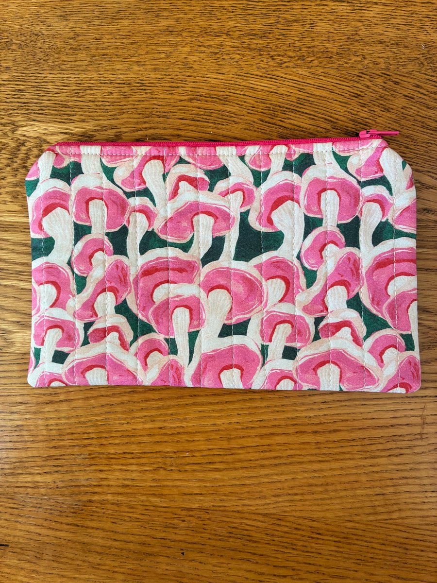 Pink And Cream Mushroom Print Quilted Fabric Organiser Pouch 