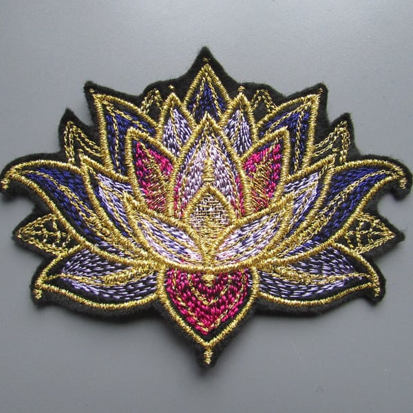 Lotus Flower Embroidered Sew on Applique Patch