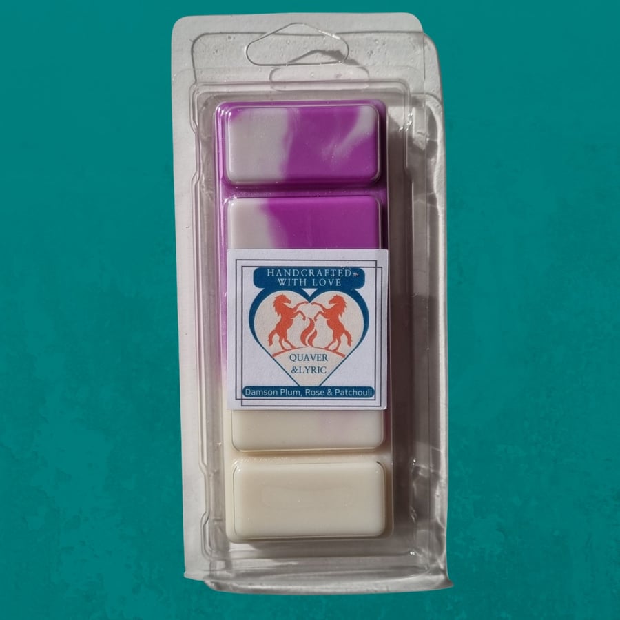 Soy Wax Melt Bar in Clamshell Damson Plum Rose and Patchouli 65g