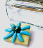 Fused Glass Blue Daisy Brooch - Image 2