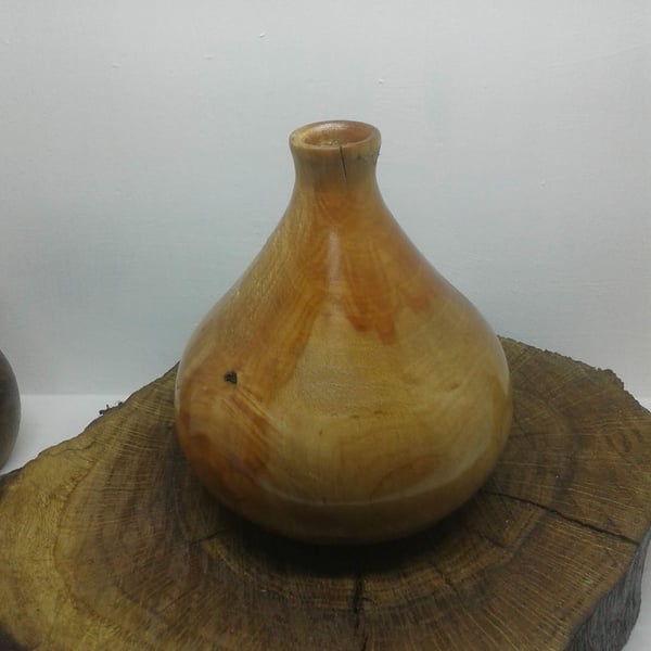 Small vase 