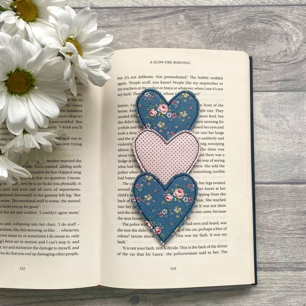 Bookmark, heart trio bookmark