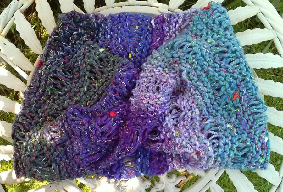 Noro MOBIUS NECK WARMER cotton, wool & silk in Purple, Lilac, Aqua, Sage