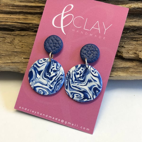 Circular Navy & White Earrings