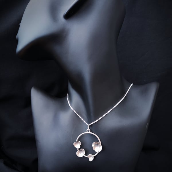 Poppy flower silver pendant