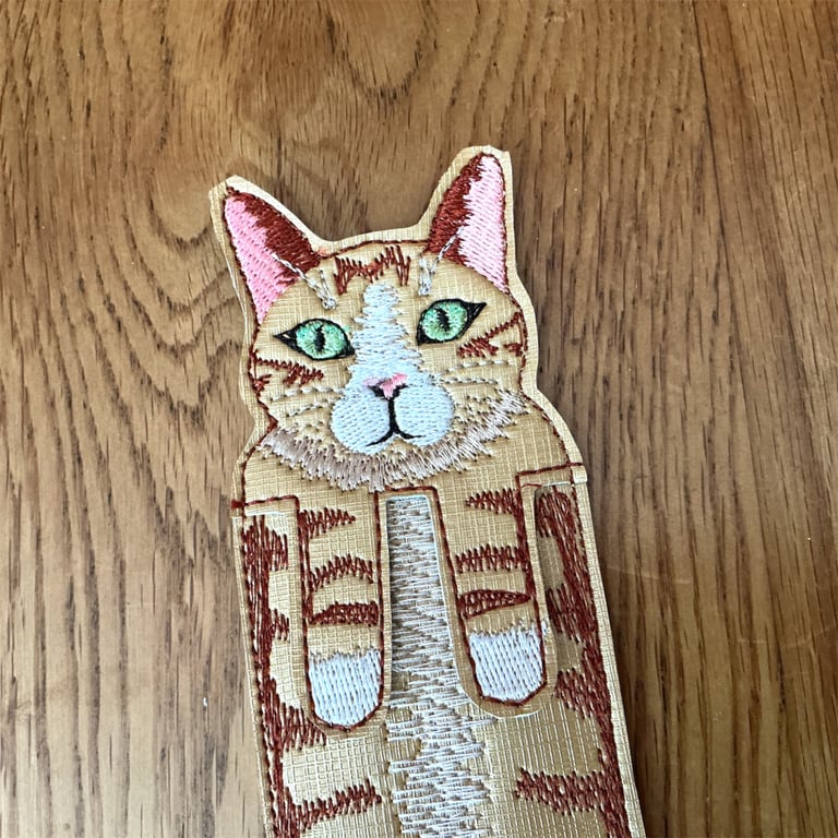 Tabby Cat bookmark. Embroidered kitty page keeper by Fidditchdesigns.