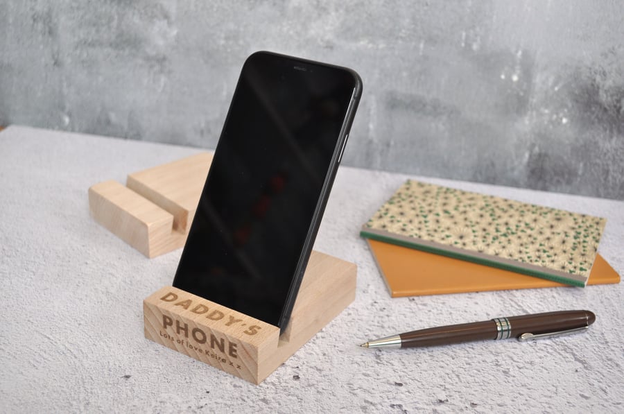 Personalised Daddy Wooden Phone Stand
