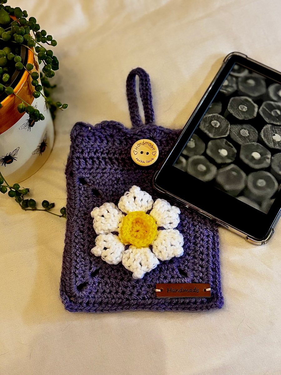 Crochet Kindle Cover