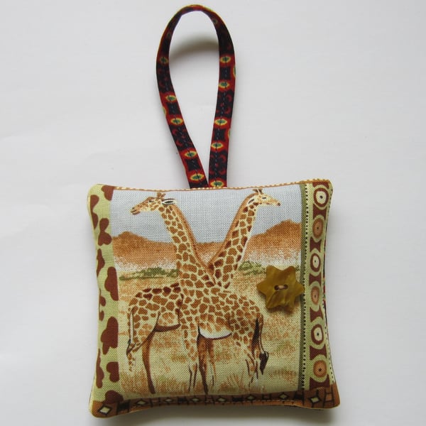 Giraffe Lavender Bag with Hanging Loop