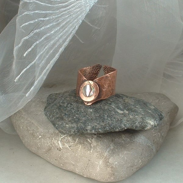 Rustic Copper "Elven Warrior" Thumb or Finger Ring with mother of pearl