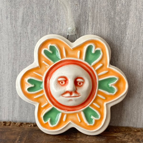 Moonflower pottery decoration bright