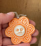 Moonflower pottery decoration orange - Image 3