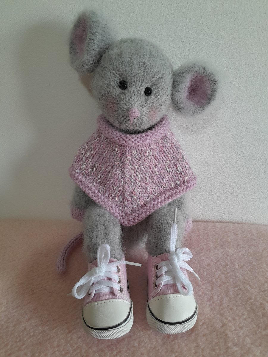 Knitted Mohair Mouse, 