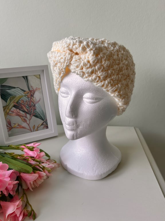 Cosy Crochet Twist Headband