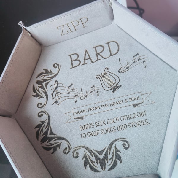 Bard Dice Tray – Engraved Dungeons & Dragons Accessory